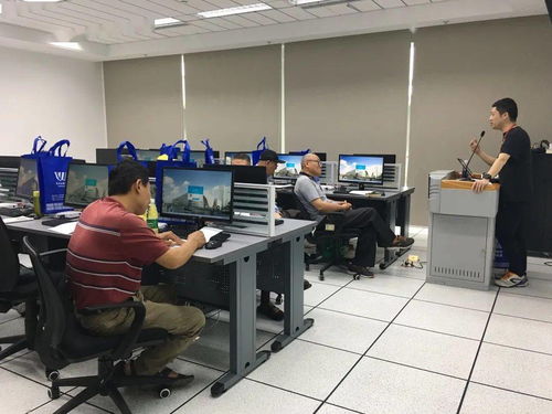 蘇州市吳中區圖書館老年讀者公益培訓活動第12期 愛老扶老，玩轉電腦和手機